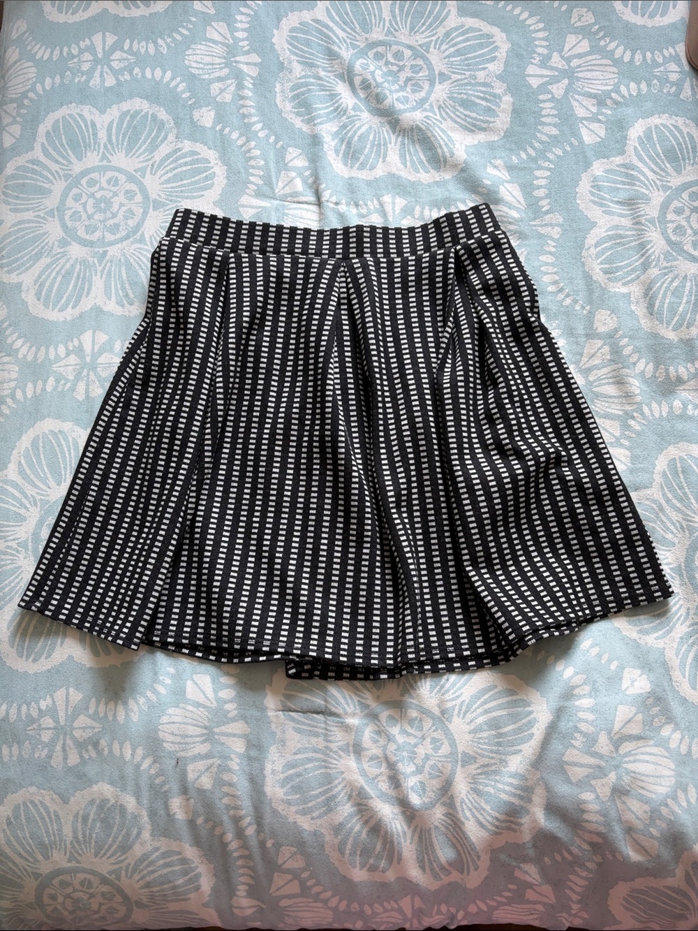 Joe B Black and White Vertical Dot Skater Skirt